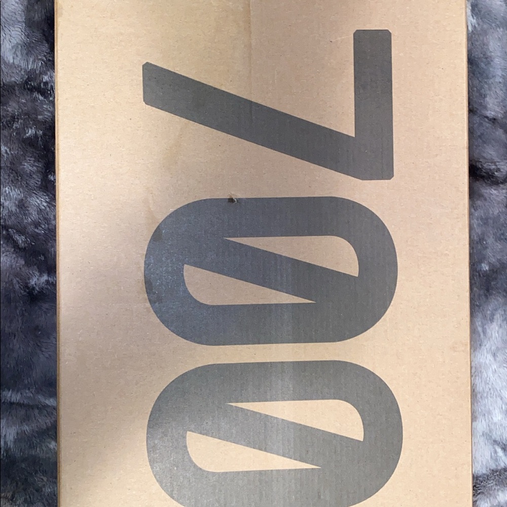 *MENS* Yeezy 700 - Wave Runner - Picture 10 of 11